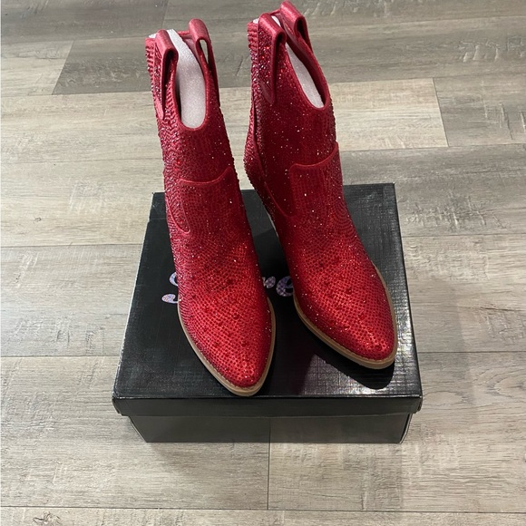 Red Rhinestone Cowgirl Sparkling Pull-on Christmas Party Forever Ankle Booties - Picture 2 of 8